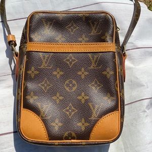 LOUIS VUITTON Crossbody Danube